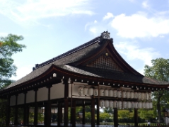 上賀茂神社・外弊殿